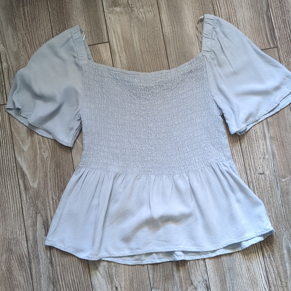 Kirious Los Angeles Light Blue Smocked Square Neck Top M